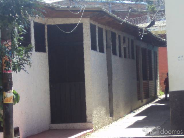 Vendo Casa en Col. San Ángel de Tegucigalpa, Honduras, C.A. - 1